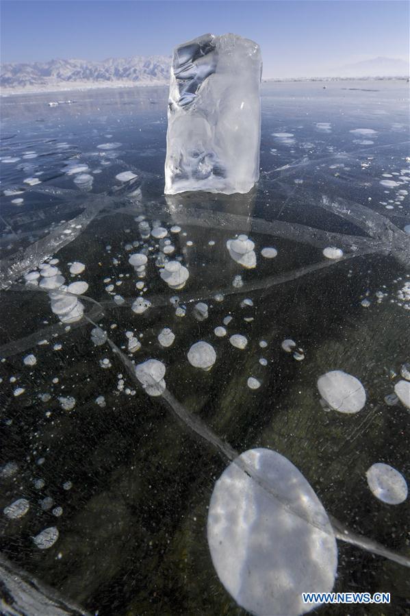 CHINA-XINJIANG-SAYRAM LAKE-WINTER SCENERY (CN)