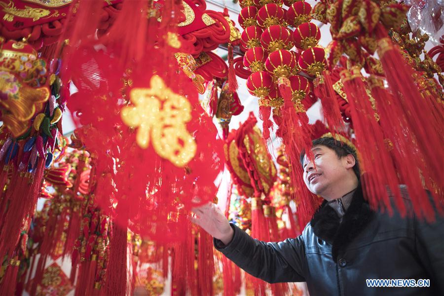 CHINA-WUHAN-SPRING FESTIVAL-PREPARATION (CN) 