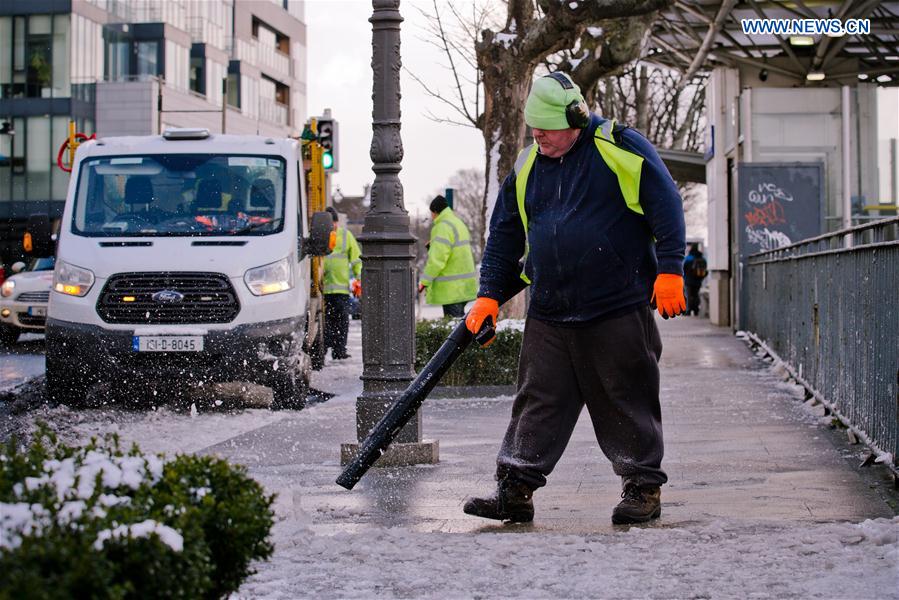 IRELAND-DUBLIN-SNOWSTORM