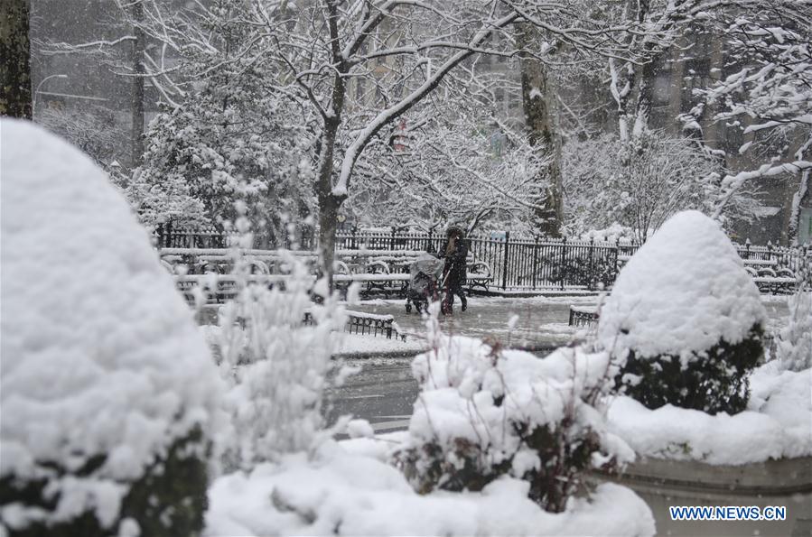 U.S.-NEW YORK-SNOW