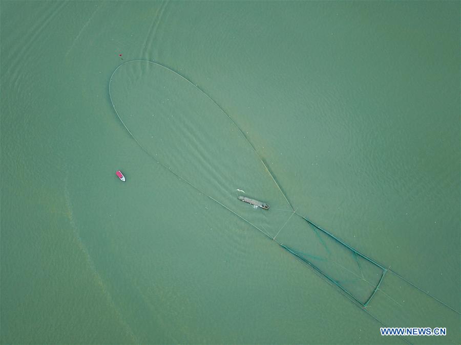 CHINA-ZHEJIANG-TAIHU LAKE-FISHING BAN-END (CN)