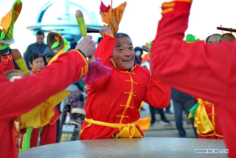 CHINA-TEMPLE FAIR-LANTERN FESTIVAL (CN)