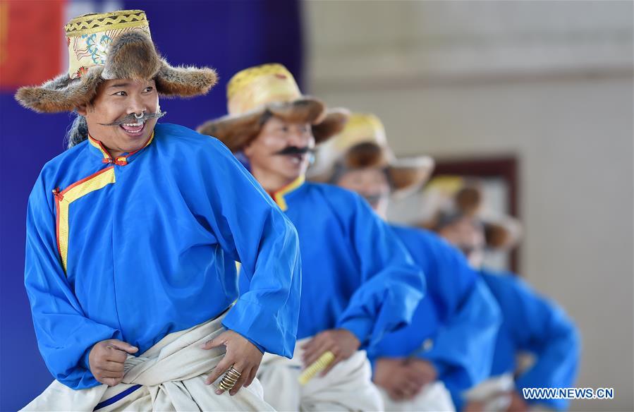 CHINA-TIBET-LHASA-ART PERFORMANCE