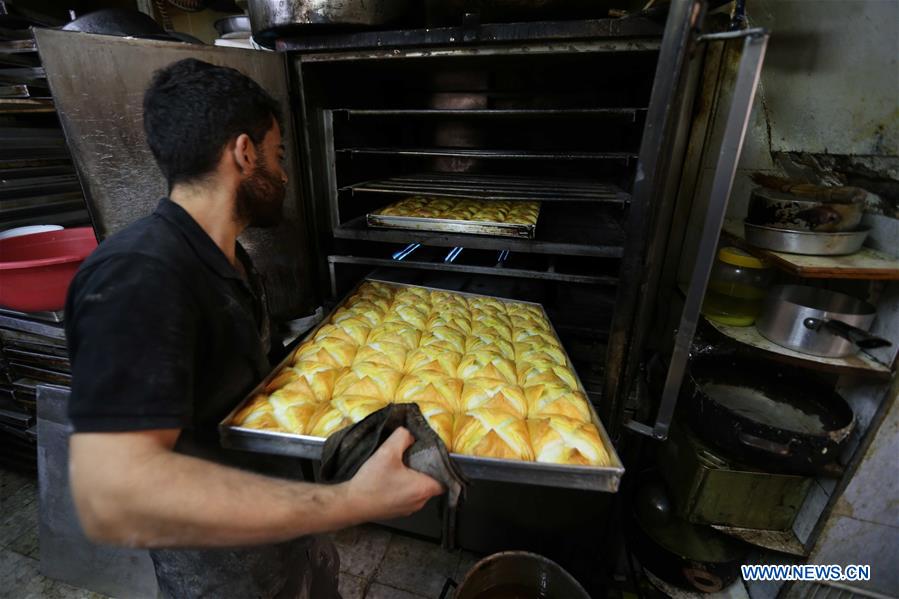 MIDEAST-JERUSALEM-EID AL-FITR-TRADITIONAL COOKIES