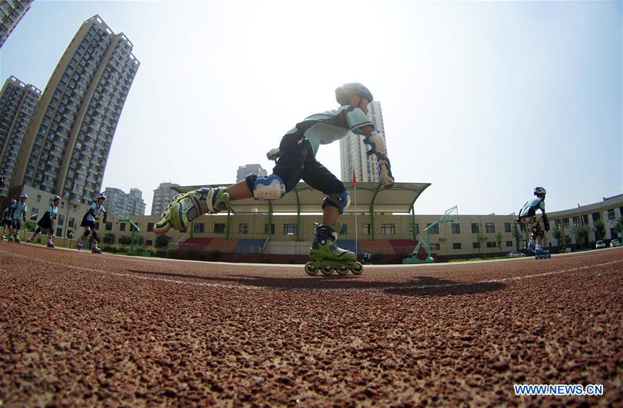 #CHINA-HEBEI-ROLLER SKATING (CN)