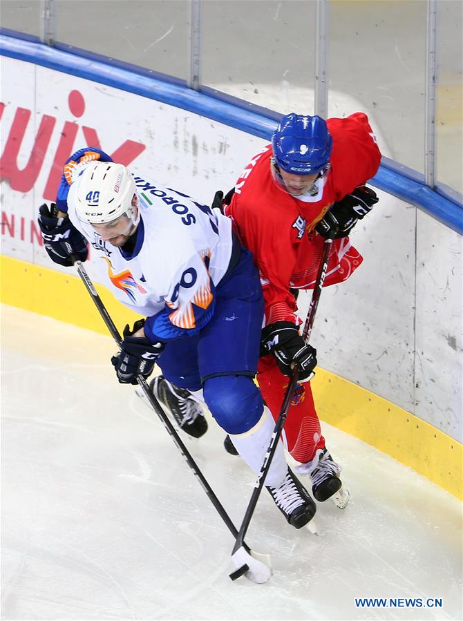 (SP)CHINA-JILIN CITY-ICE HOCKEY-SILK ROAD SUPREME HOCKEY LEAGUE-TSEN TOU VS HUMO(CN)