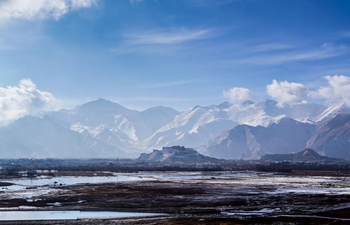 Snow scenery in Lhasa, SW China's Tibet