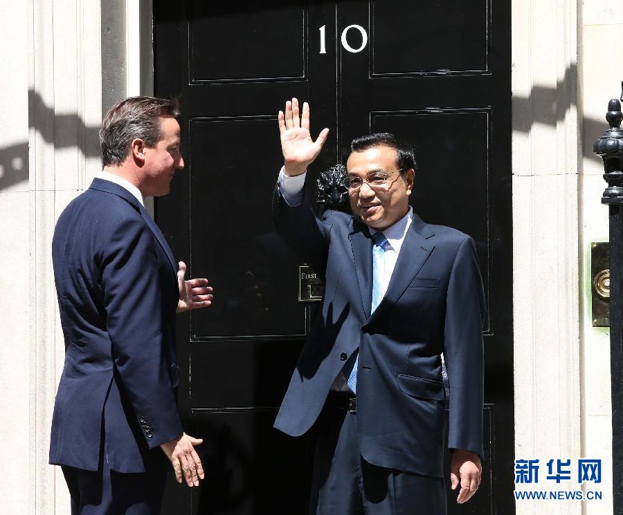 6月17日，中国国务院总理李克强在伦敦唐宁街10号首相府同英国首相卡梅伦举行中英总理年度会晤。新华社记者 庞兴雷 摄